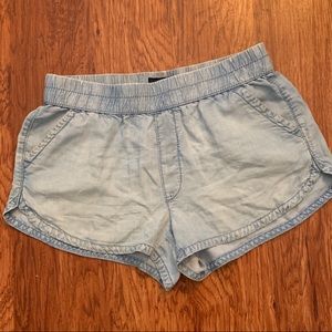 American Eagle light blue summer shorts! Medium!